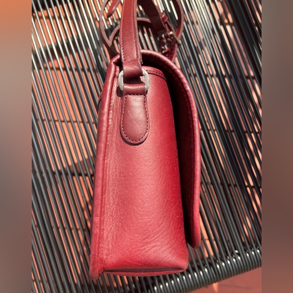 *SOLD* Vintage Coach Currant Companion 9076 Crossbody Bag Purse Rare - Picture 4 of 16